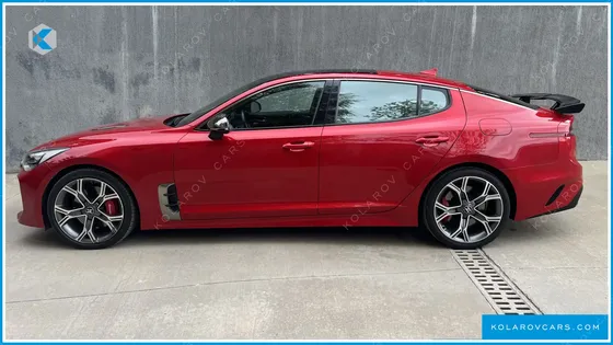 KIA STINGER 3.3 TURBO GT AWD 370к.с.