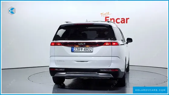 KIA CARNIVAL 9-SEATER SIGNATURE
