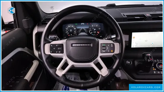 LAND ROVER DEFENDER 110 D300 HSE