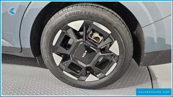 KIA CARNIVAL 7-SEATER NOBLESSE
