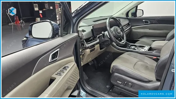 KIA CARNIVAL 7-SEATER NOBLESSE
