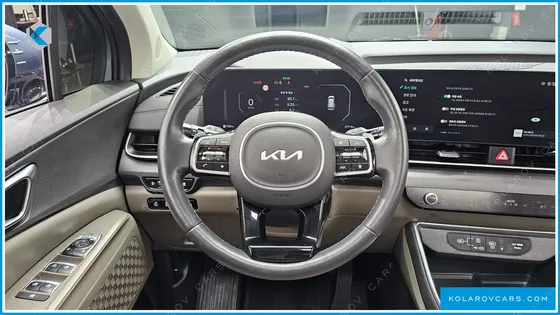 KIA CARNIVAL 7-SEATER NOBLESSE