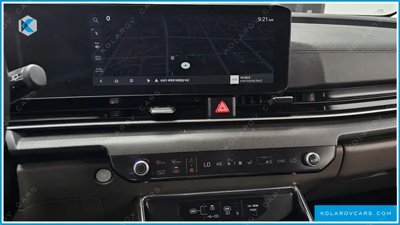 KIA CARNIVAL 7-SEATER NOBLESSE