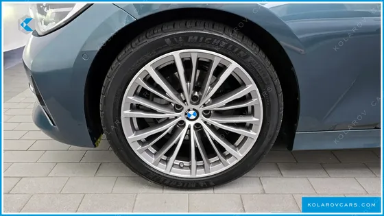BMW 3 SERIES 320I LUXURY