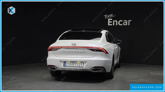 HYUNDAI GRANDEUR LE BLANC