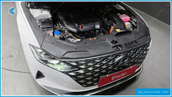 HYUNDAI GRANDEUR LE BLANC
