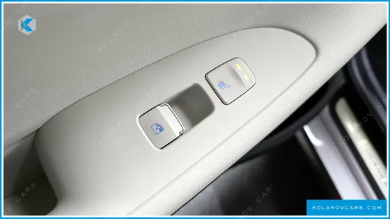 HYUNDAI GRANDEUR LE BLANC