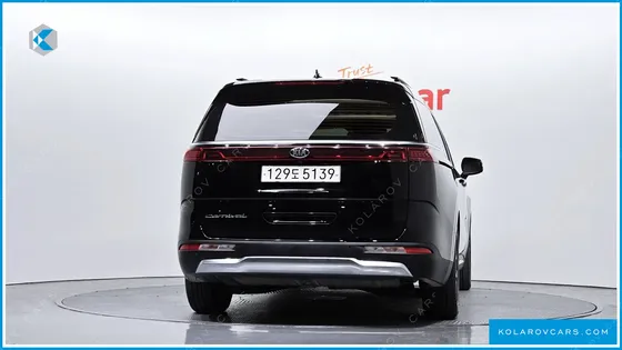 KIA CARNIVAL 9-SEATER SIGNATURE