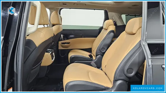 KIA CARNIVAL 9-SEATER SIGNATURE