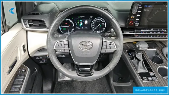 TOYOTA SIENNA 2.5 HYBRID AWD