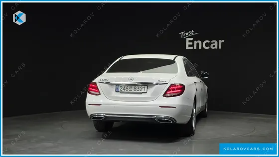 MERCEDES E-CLASS E220D 4MATIC AVANTGARDE
