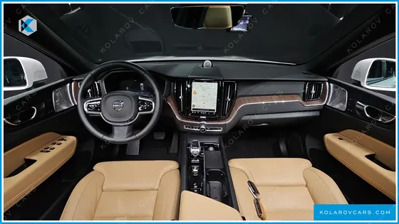 VOLVO XC60 B5 ULTIMATE BRIGHT