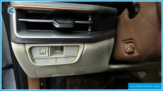 HYUNDAI GRANDEUR 2,5 GASOLINE 2WD