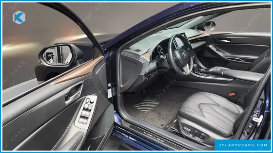TOYOTA AVALON 2.5 HYBRID