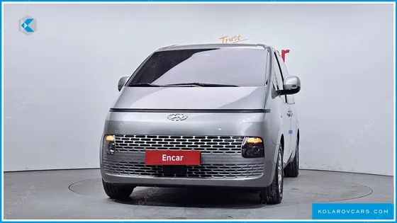 HYUNDAI STARIA TOURER 9-SEATER