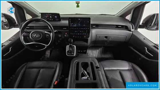 HYUNDAI STARIA TOURER 9-SEATER