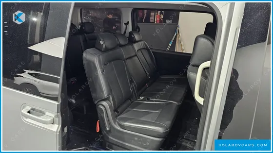 HYUNDAI STARIA TOURER 9-SEATER