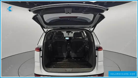 KIA CARNIVAL 7-SEATER SIGNATURE