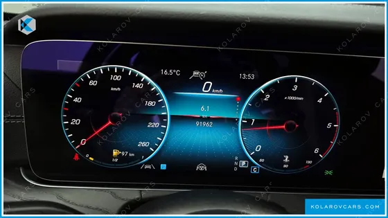 MERCEDES E-CLASS E220D 4MATIC AMG LINE