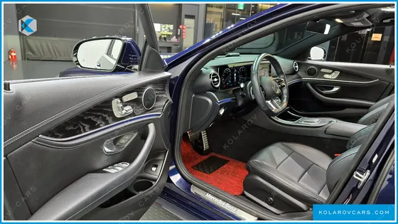 MERCEDES E-CLASS E220D 4MATIC AMG LINE