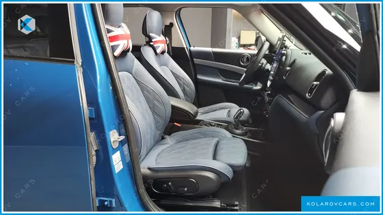 MINI COUNTRYMAN ALL4 CLASSIC LAUNCH PACK