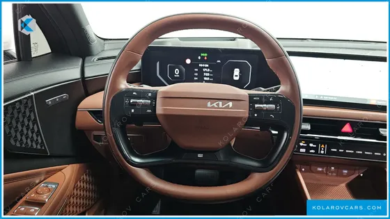 KIA K8 2.5 GASOLINE 2WD