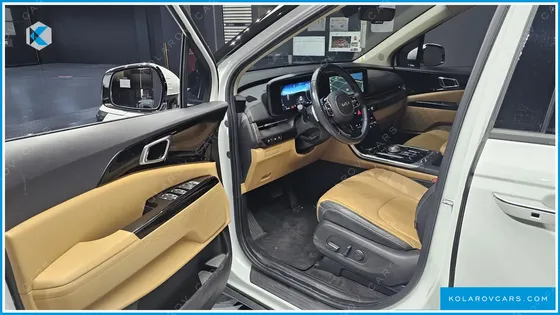 KIA CARNIVAL 9-SEATER NOBLESSE