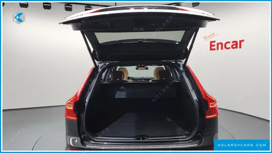 VOLVO XC60 B6 ULTIMATE BRIGHT