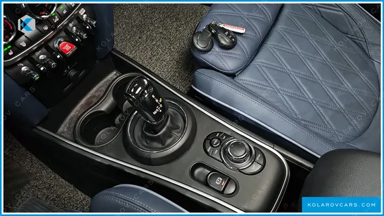 MINI COUNTRYMAN ALL4 CLASSIC LAUNCH PACK