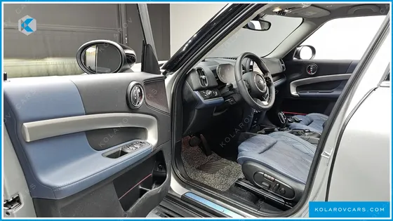 MINI COUNTRYMAN ALL4 CLASSIC LAUNCH PACK