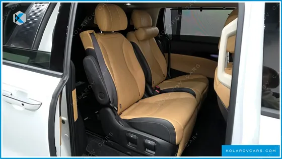 KIA CARNIVAL 7-SEATER SIGNATURE