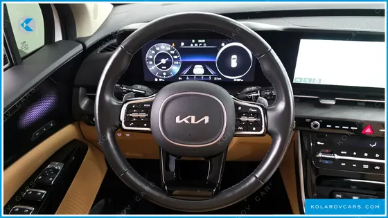 KIA CARNIVAL 7-SEATER SIGNATURE