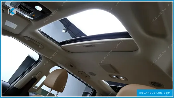 KIA CARNIVAL 7-SEATER SIGNATURE