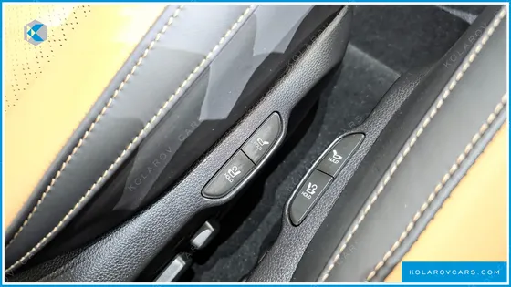 KIA CARNIVAL 7-SEATER SIGNATURE