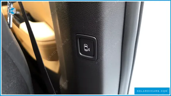 KIA CARNIVAL 7-SEATER SIGNATURE