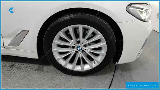 BMW 5 SERIES 520I LUXURY