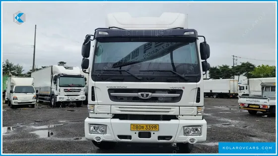 TATA DAEWOO NOBUS MID-SIZE TRUCK ROYAL