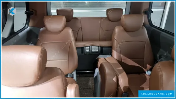 HYUNDAI STAREX 12-SEATER WAGON