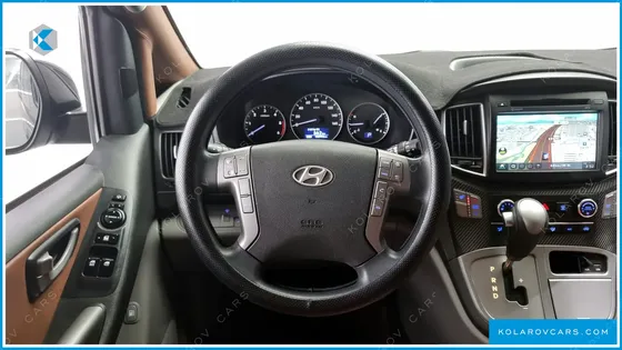 HYUNDAI STAREX 12-SEATER WAGON