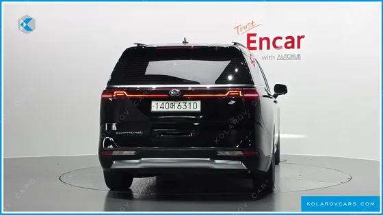 KIA CARNIVAL 9-SEATER SIGNATURE