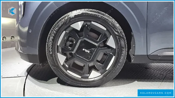 KIA CARNIVAL 7-SEATER NOBLESSE