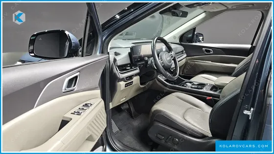 KIA CARNIVAL 7-SEATER NOBLESSE