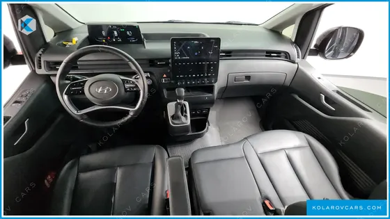 HYUNDAI STARIA TOURER 9-SEATER