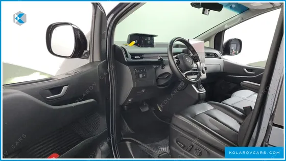 HYUNDAI STARIA TOURER 9-SEATER