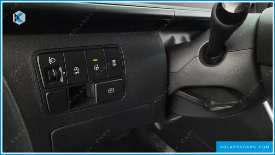 HYUNDAI STARIA TOURER 9-SEATER