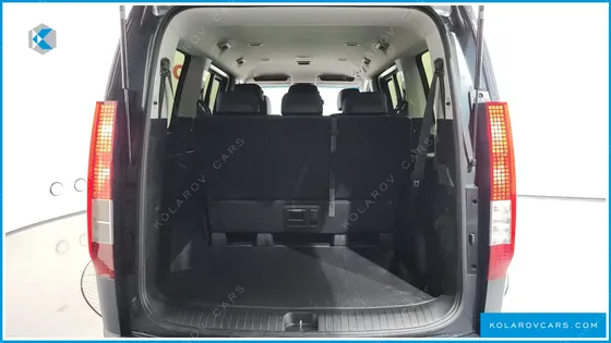 HYUNDAI STARIA TOURER 9-SEATER