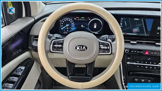 KIA CARNIVAL GASOLINE 9-SEATER SIGNATURE