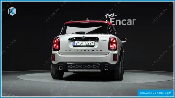 MINI COUNTRYMAN JCW LAUNCH PACK