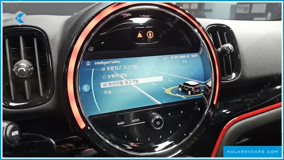 MINI COUNTRYMAN JCW LAUNCH PACK