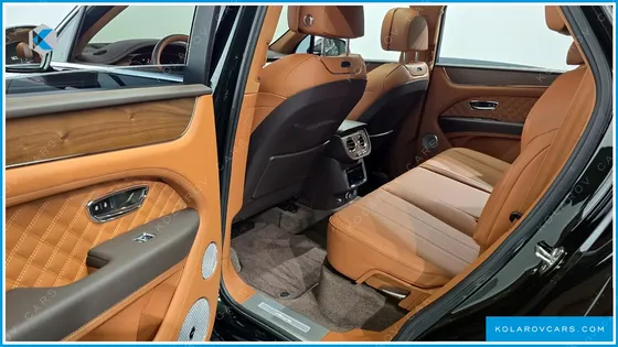 BENTLEY BENTAYGA 4.0 V8 AZURE